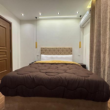 New White Pyramids Inn Ghatati Екстер'єр фото
