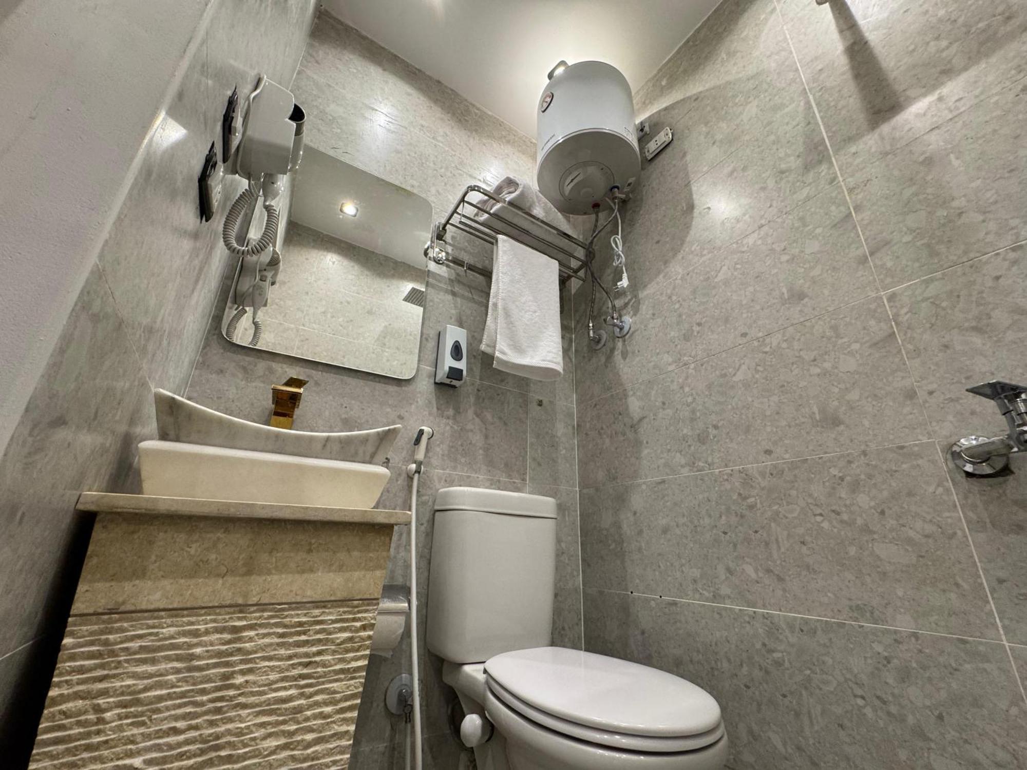 New White Pyramids Inn Ghatati Екстер'єр фото